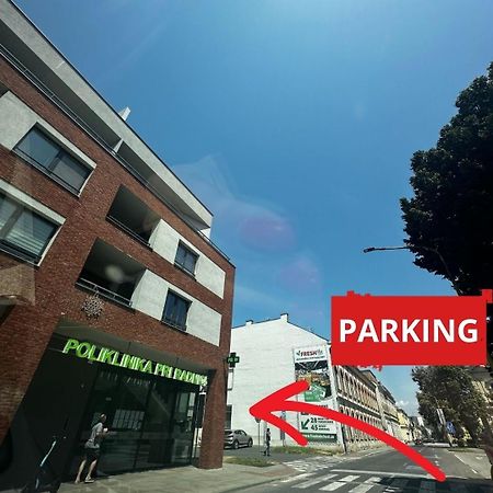 Dmr Apartments Cityhall 코시체 외부 사진