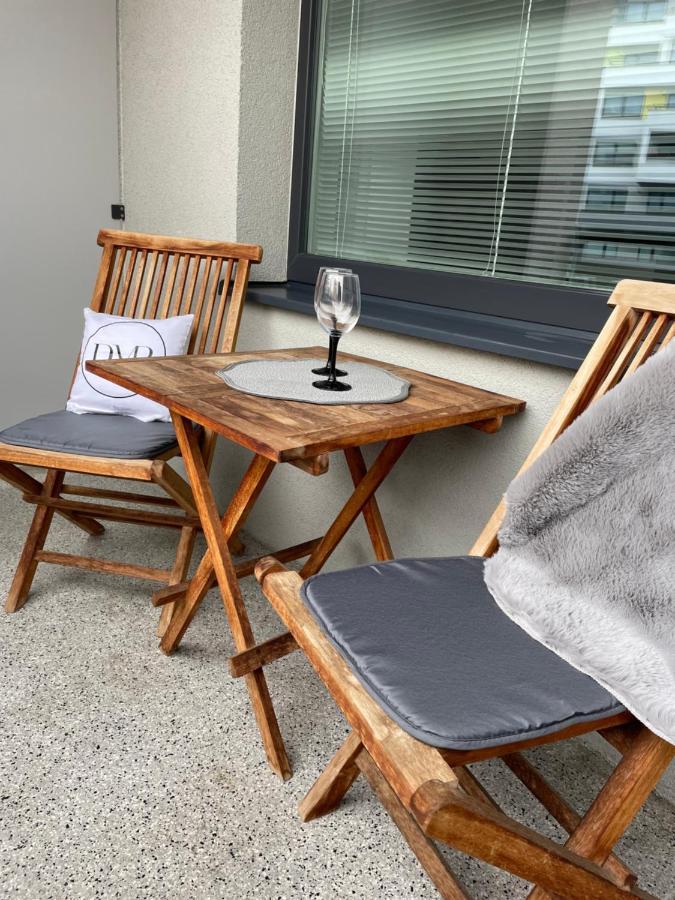 Dmr Apartments Cityhall 코시체 외부 사진
